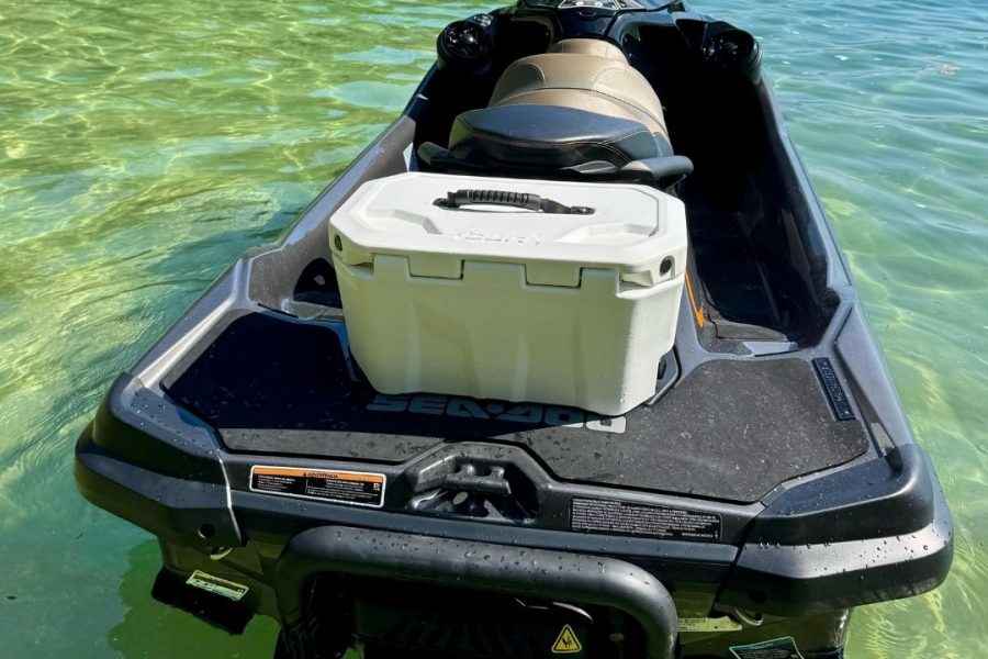 Jet ski Sea-Doo GTX preparado para passeio nas ilhas de Angra dos Reis