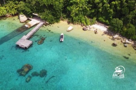Angra dos Reis Passeios Lancha, Iate e Jet - Angra Paradise Tour - Gruta Trilha Praia do Dentista